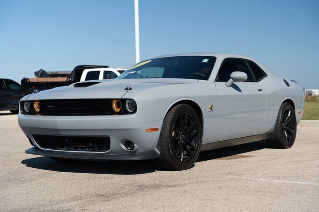 2021 Dodge Challenger R/T Scat Pack photo 3