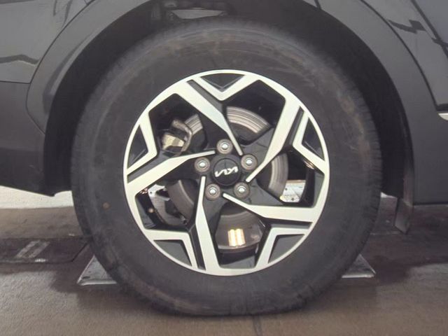 2024 KIA SPORTAGE - Image 10