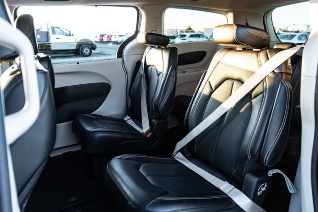2024 CHRYSLER PACIFICA - Image 16