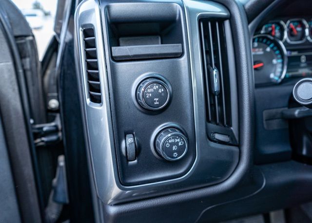 2016 CHEVROLET SILVERADO - Image 22