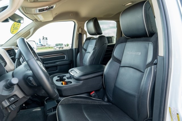 2022 RAM 2500 - Image 17