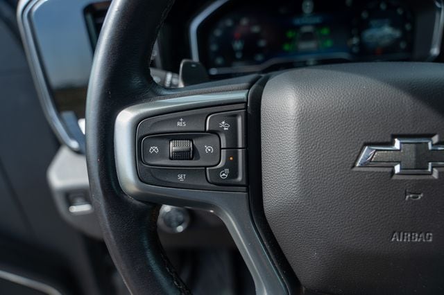 2023 CHEVROLET SILVERADO - Image 24