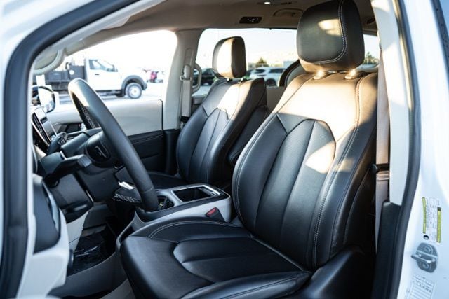 2024 CHRYSLER PACIFICA - Image 15