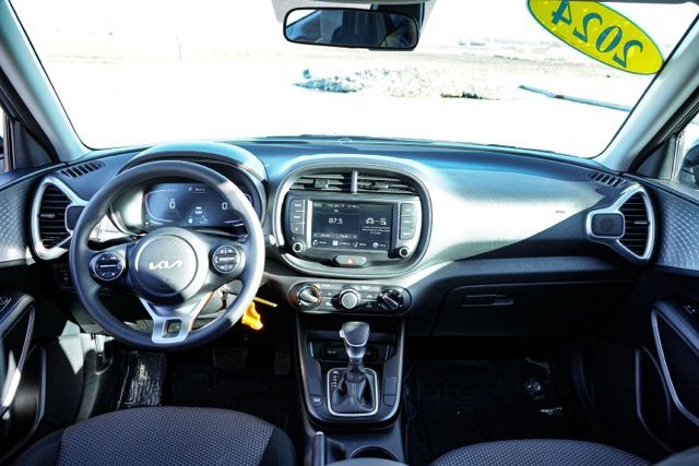 2024 KIA SOUL - Image 15