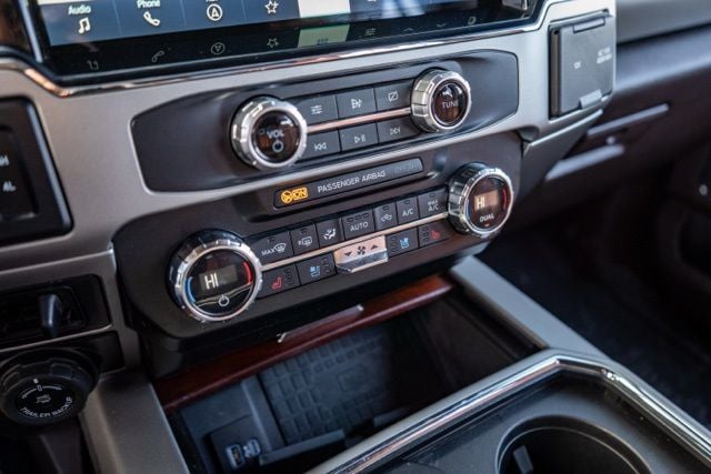 2022 FORD F-350 - Image 24