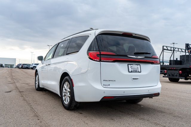 2022 CHRYSLER PACIFICA - Image 4