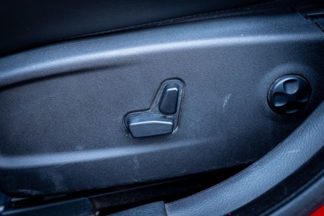 2016 DODGE CHARGER - Image 19