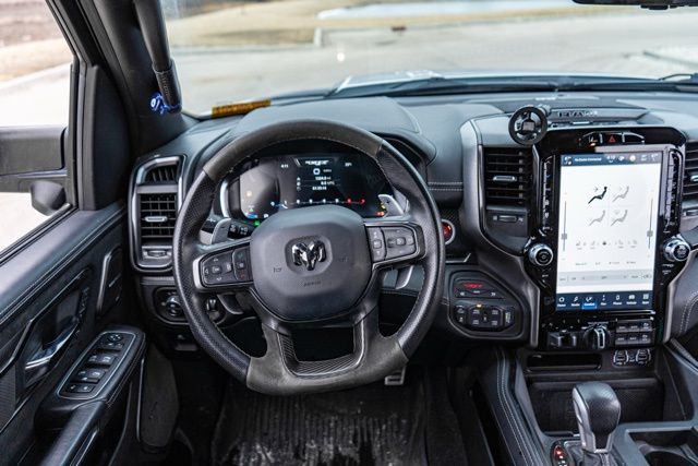 2023 RAM 1500 - Image 15