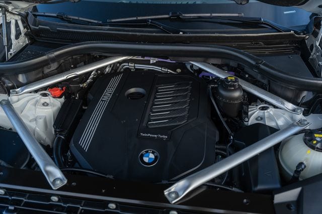 2023 BMW X5 - Image 40