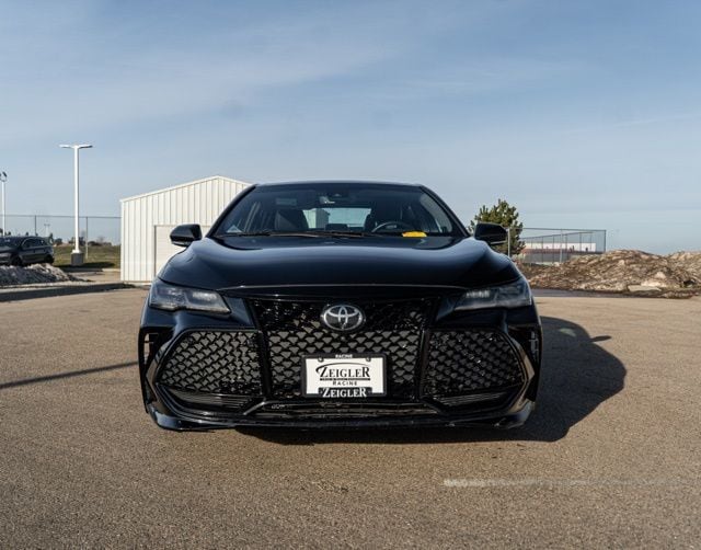 2021 TOYOTA AVALON - Image 2