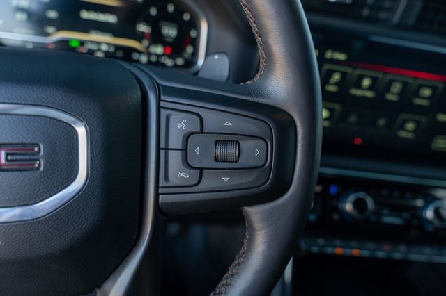 2023 GMC SIERRA - Image 31
