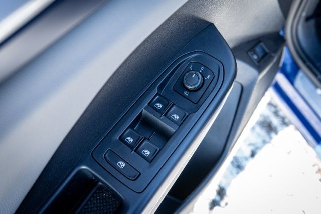 2022 VOLKSWAGEN TAOS - Image 18