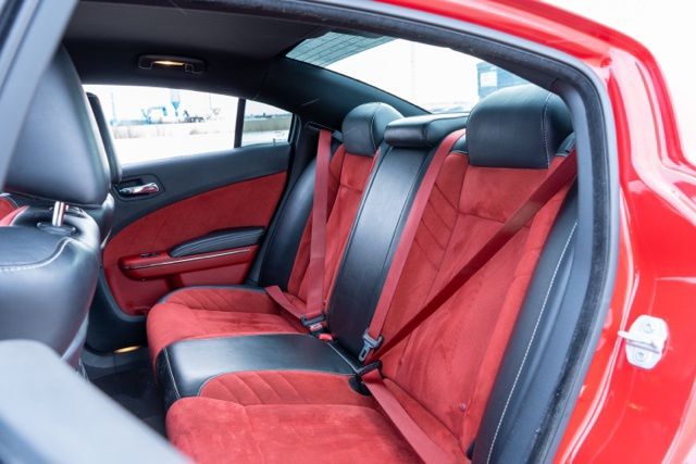 2016 DODGE CHARGER - Image 16