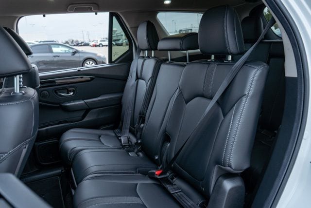 2025 HONDA PILOT - Image 18