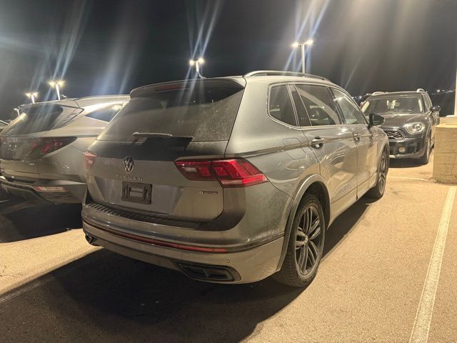 2022 VOLKSWAGEN TIGUAN - Image 4