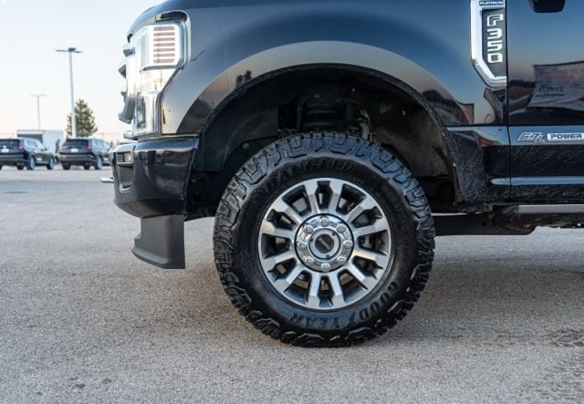 2020 FORD F-350 - Image 11