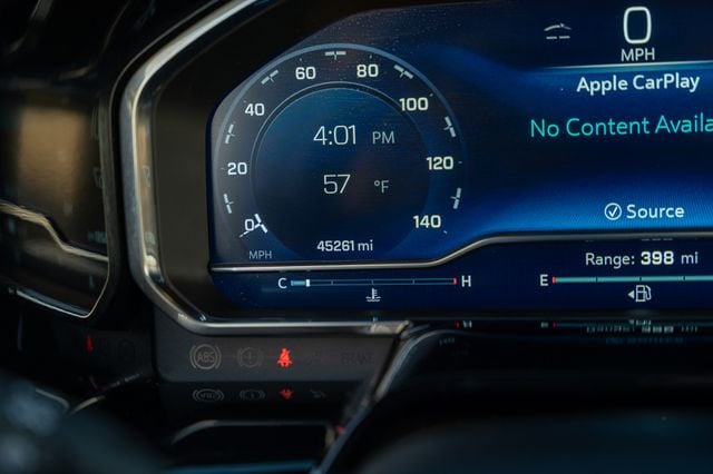 2023 CHEVROLET SILVERADO - Image 32