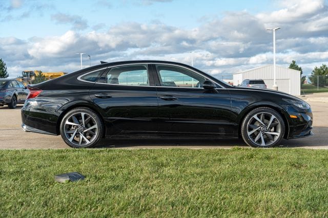 2023 HYUNDAI SONATA - Image 8