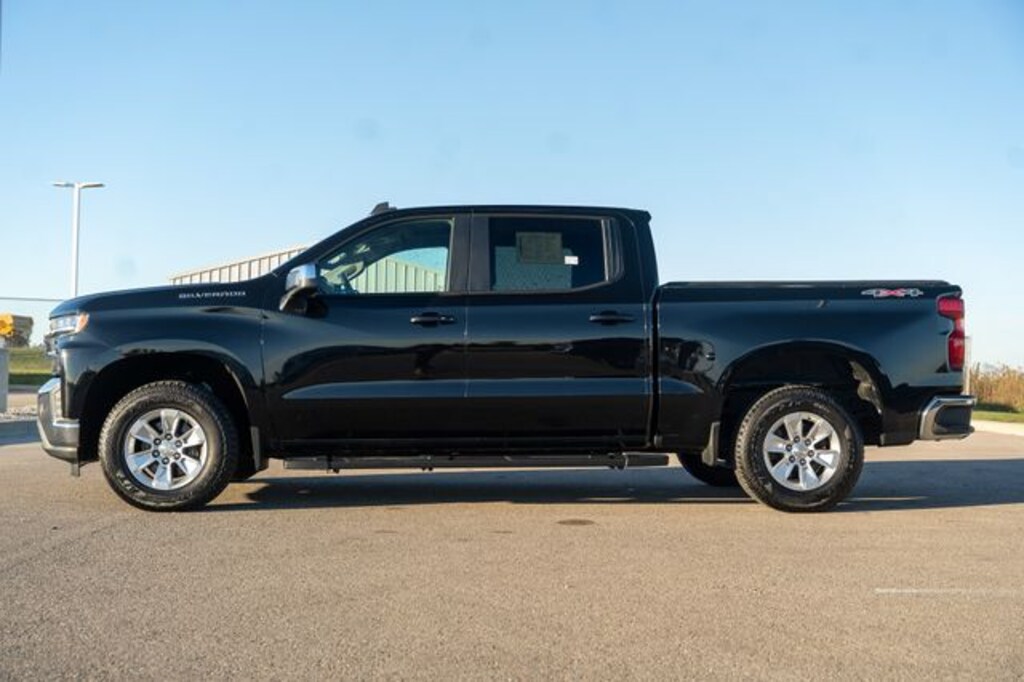 Used 2021 Chevrolet Silverado 1500 LT Truck Crew Cab