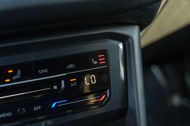 2024 VOLKSWAGEN TIGUAN - Image 30