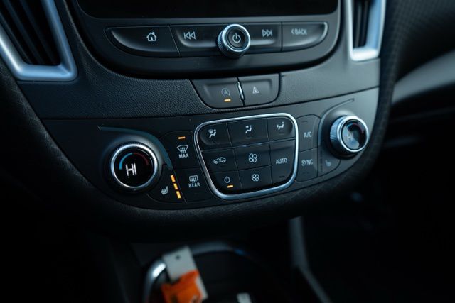 2024 CHEVROLET MALIBU - Image 24