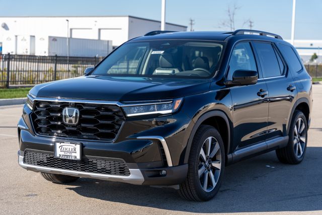 2024 Honda Pilot Elite photo 2