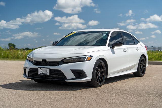 2023 Honda Civic Sport photo 3