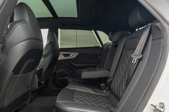 2021 AUDI SQ8 - Image 17