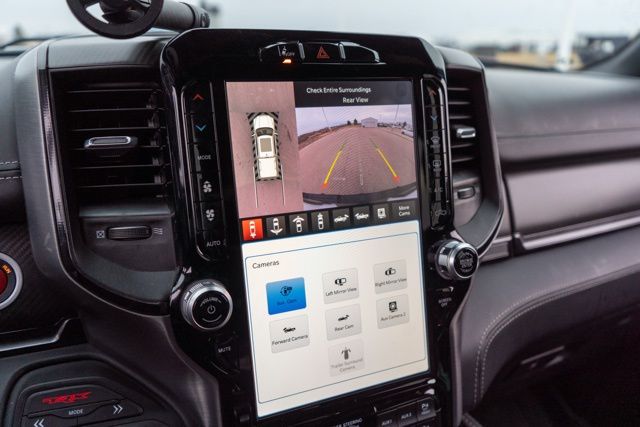 2023 RAM 1500 - Image 21