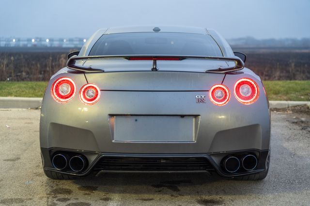 2016 NISSAN GT-R - Image 6
