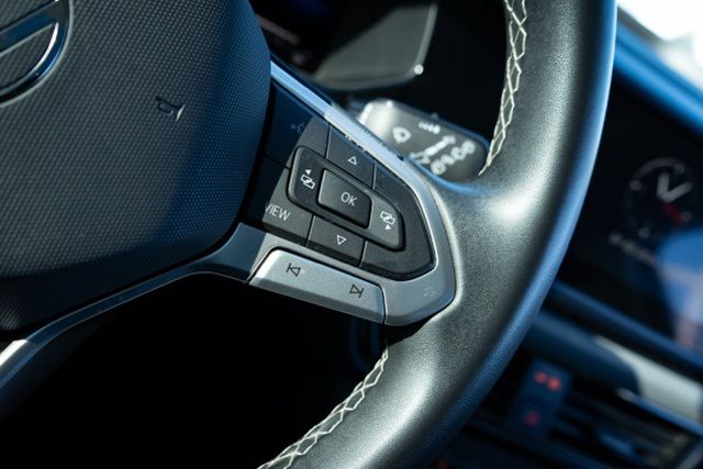 2022 VOLKSWAGEN TAOS - Image 20