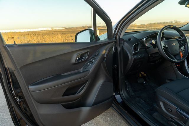 2020 CHEVROLET TRAX - Image 19