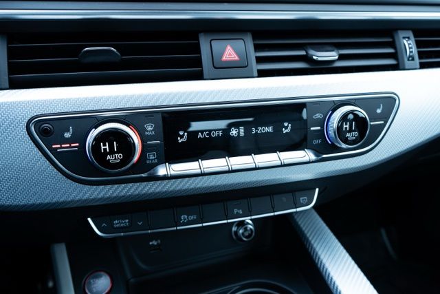 2018 AUDI RS 5 - Image 24