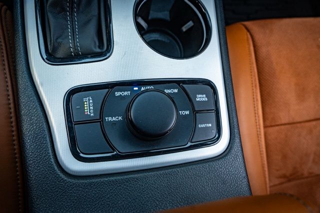 2021 JEEP GRAND CHEROKEE - Image 31