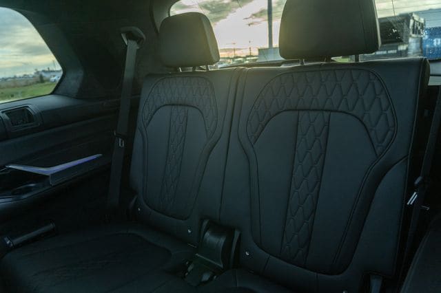 2022 BMW X7 - Image 17