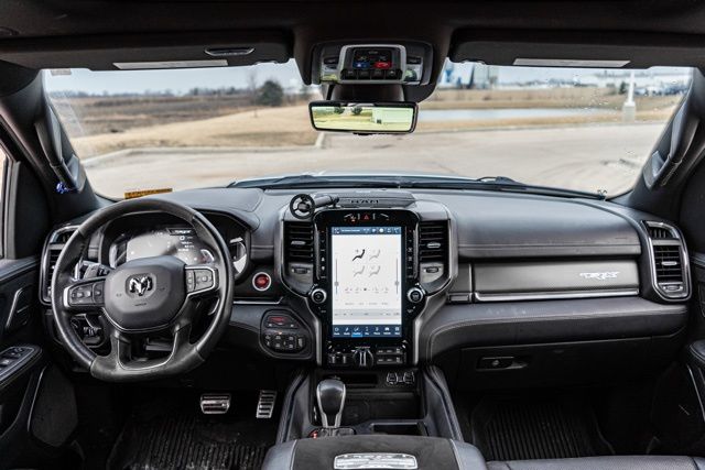 2023 RAM 1500 - Image 14