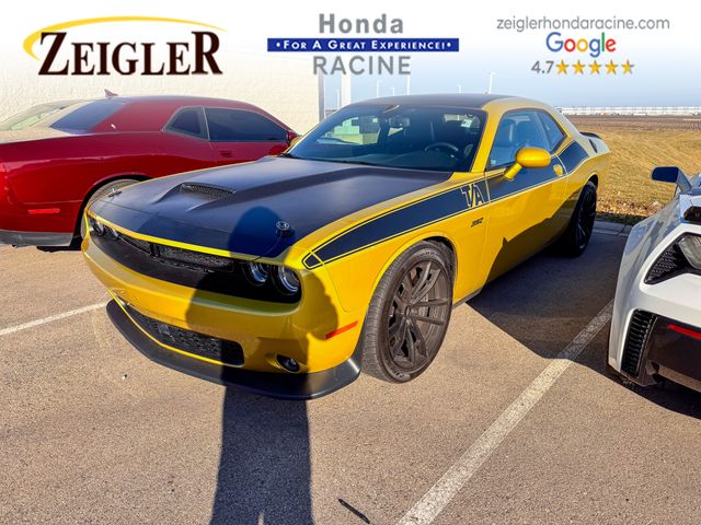 2021 Dodge Challenger R/T Scat Pack photo 2