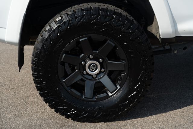 2022 TOYOTA 4RUNNER - Image 12