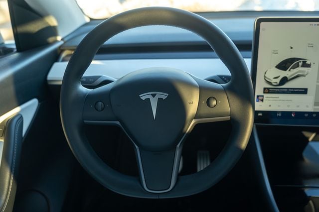2020 TESLA MODEL Y - Image 13