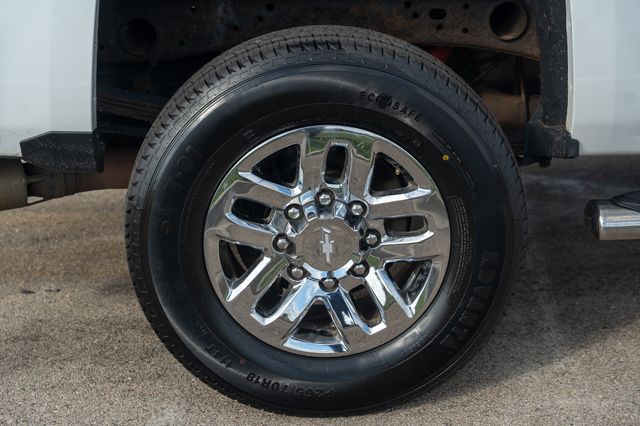 2017 CHEVROLET SILVERADO - Image 12