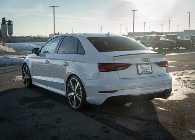 2018 AUDI RS 3 - Image 5