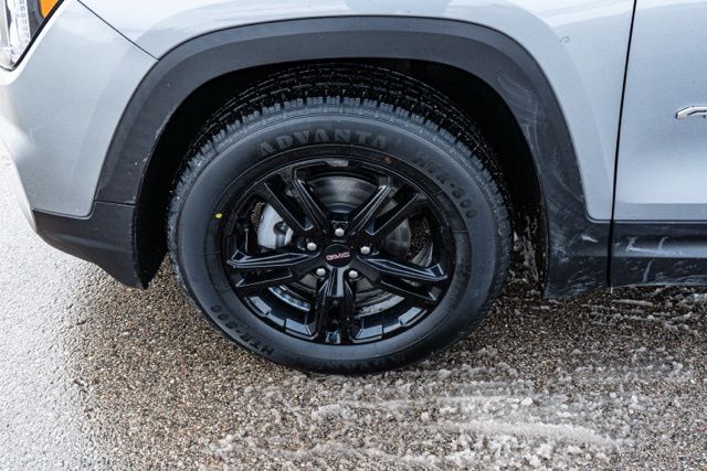 2023 GMC TERRAIN - Image 14