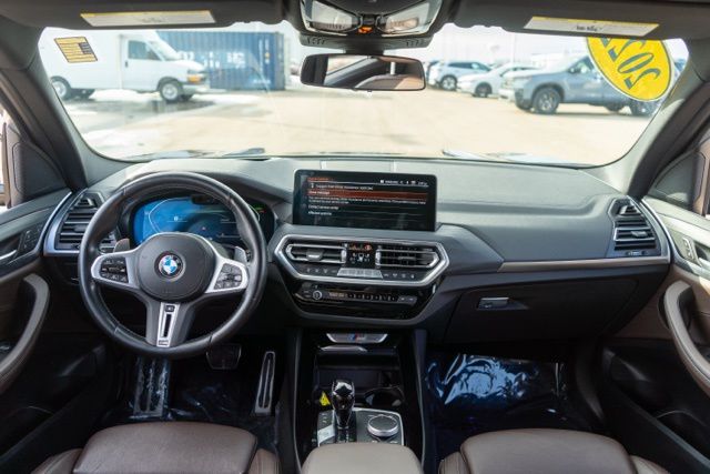 2022 BMW X3 - Image 16