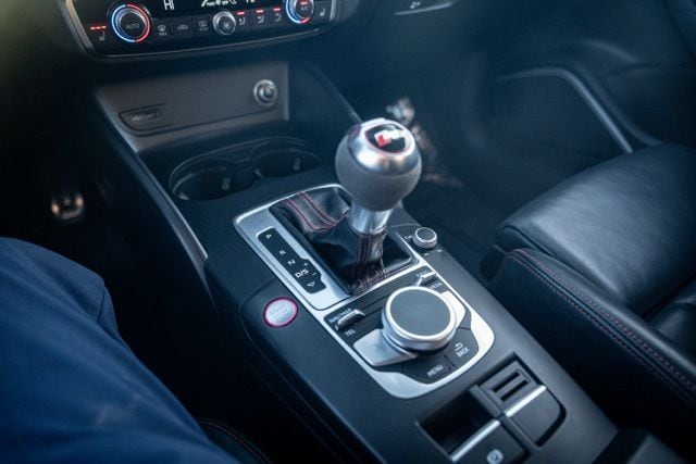 2018 AUDI RS 3 - Image 33