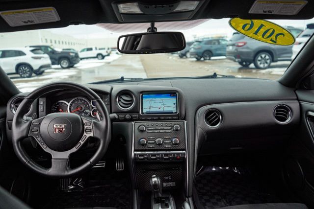 2016 NISSAN GT-R - Image 14
