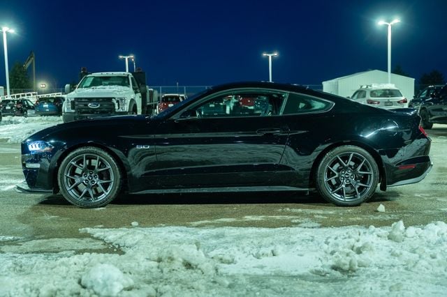 2019 FORD MUSTANG - Image 4