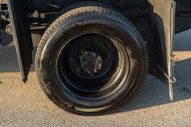 2021 GM GM515 - Image 9