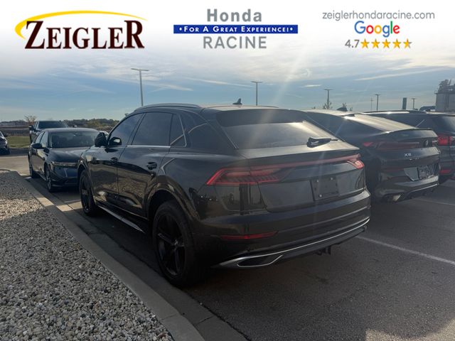 2019 Audi Q8 Premium photo 3