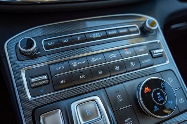 2023 HYUNDAI SANTA FE - Image 29