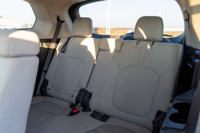 2023 HONDA PILOT - Image 16